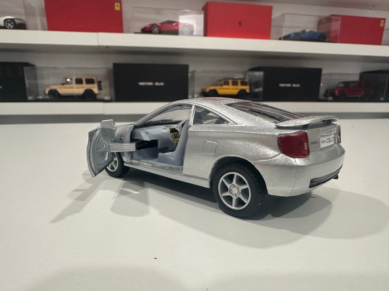 TOYOTAセリカ KINSMART 1/34 Kinsmart Toyota Celica (Silver) Diecast Car Model (new no