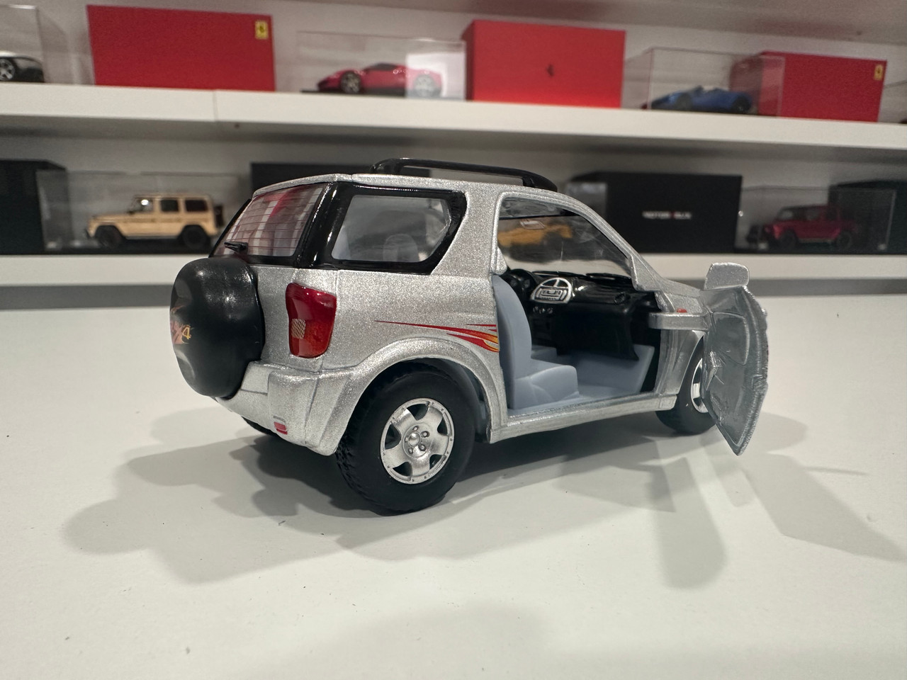1/36 Kinsmart Toyota RAV4 RAV 4 (Silver) Diecast Car Model (new no