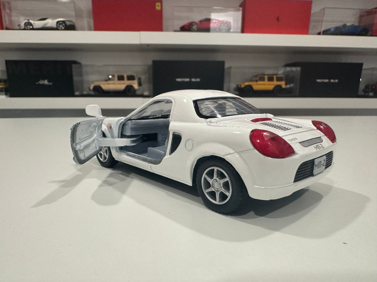 1/36 Kinsmart Toyota MR-2 MR2 (White) Diecast Car Model (new no retail box)