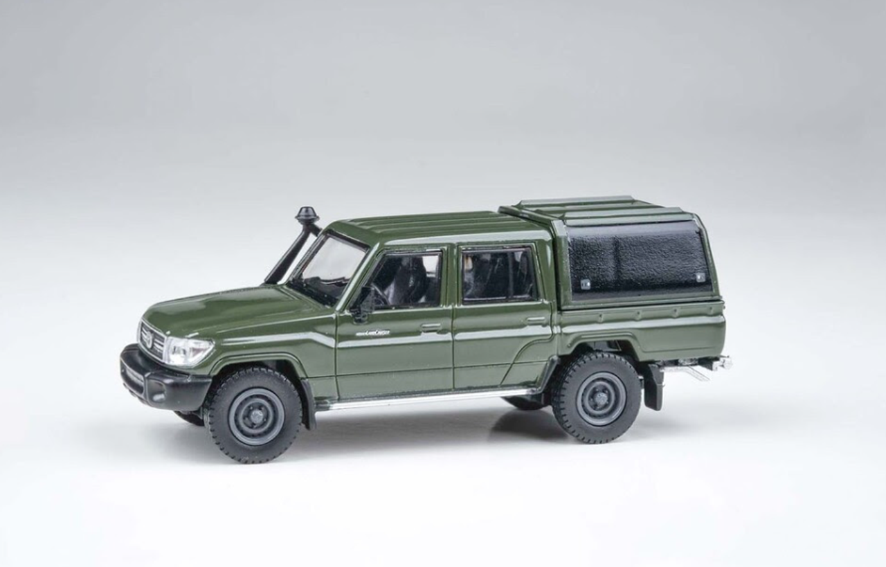 1/64 Paragon 2014 Toyota Land Cruiser LC79 (Military Green) Diecast Car Model