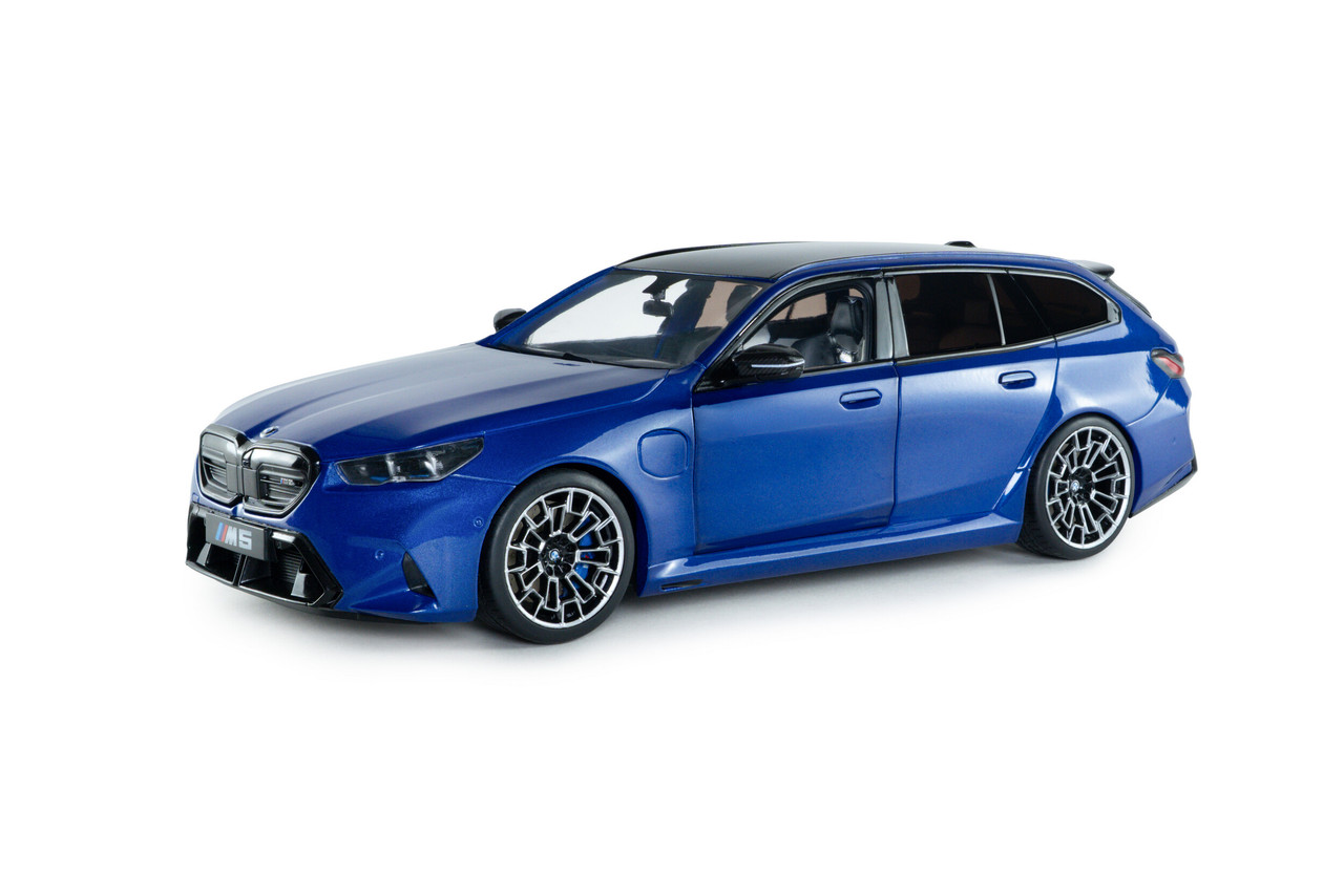 1/18 Solido 2025 BMW M5 G99 (Marina Bay Blue) Diecast Car Model
