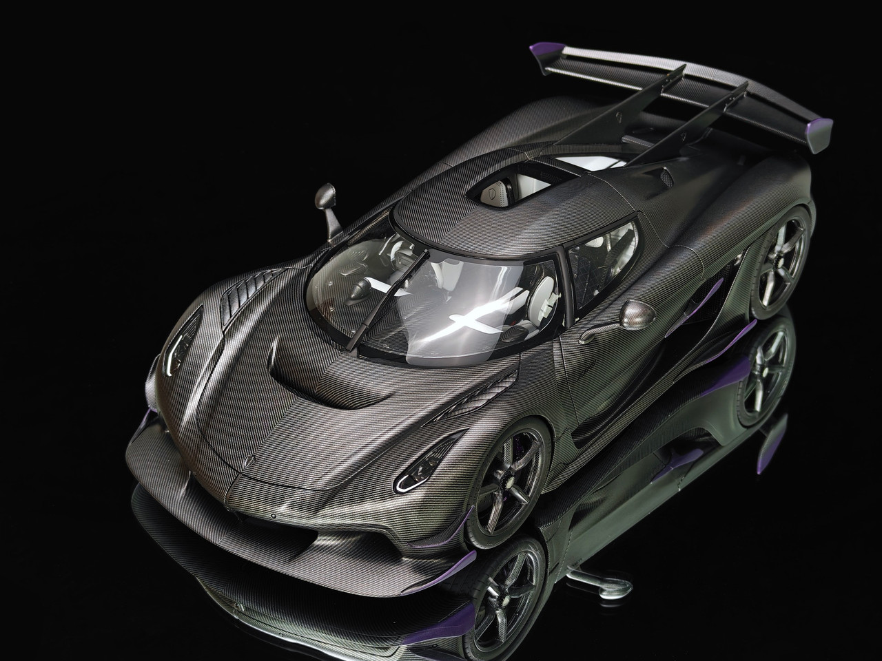 1/18 Frontiart Koenigsegg Jesko (Naked Carbon Black) Car Model