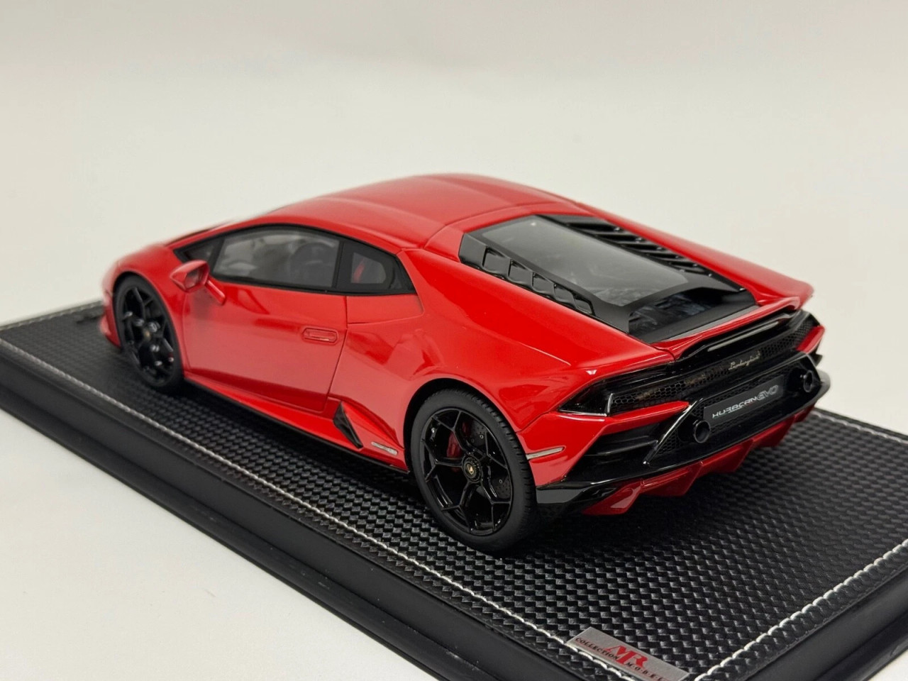 1/18 MR Collection Lamborghini Huracan Evo Coupe (Red) Car Model