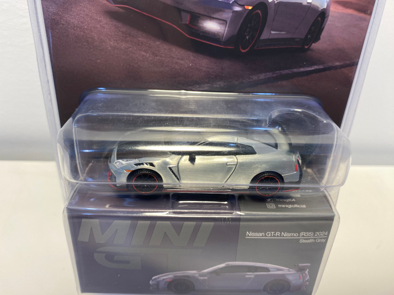 CHASE CAR 1/64 Mini GT 2024 Nissan Skyline GT-R GTR R35 Nismo