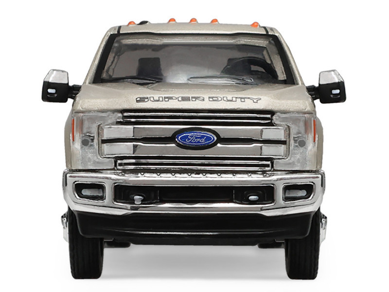 1/64 Greenlight 2018 Ford F-350 (White Gold) Diecast Car Model