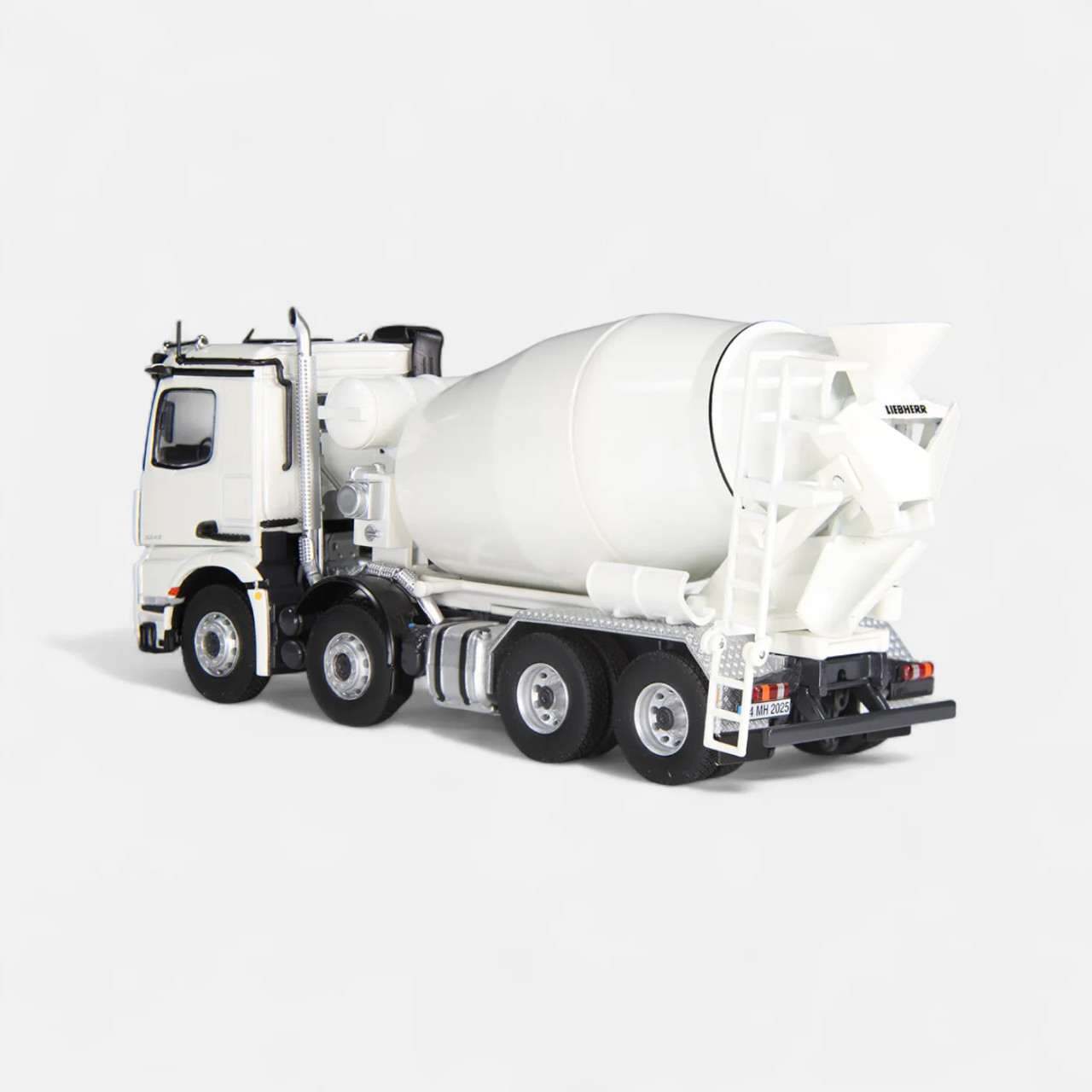 1/50 NZG Mercedes-Benz Arocs 8x4 Concrete Mixer (White) Diecast
