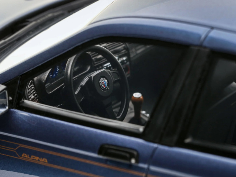 1/18 OTTO 1992 BMW E36 Alpina B6 2.8 (Alpina Blue Metallic) Car