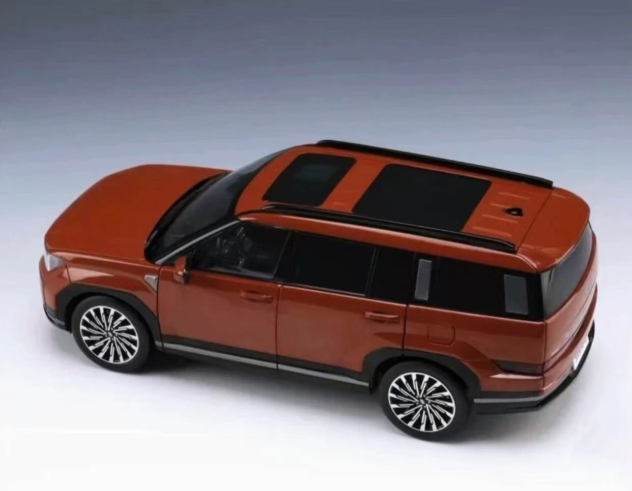 1/18 Dealer Edition 2024 Hyundai Santafe Santa Fe (Orange) 5th Generation Diecast Car Model