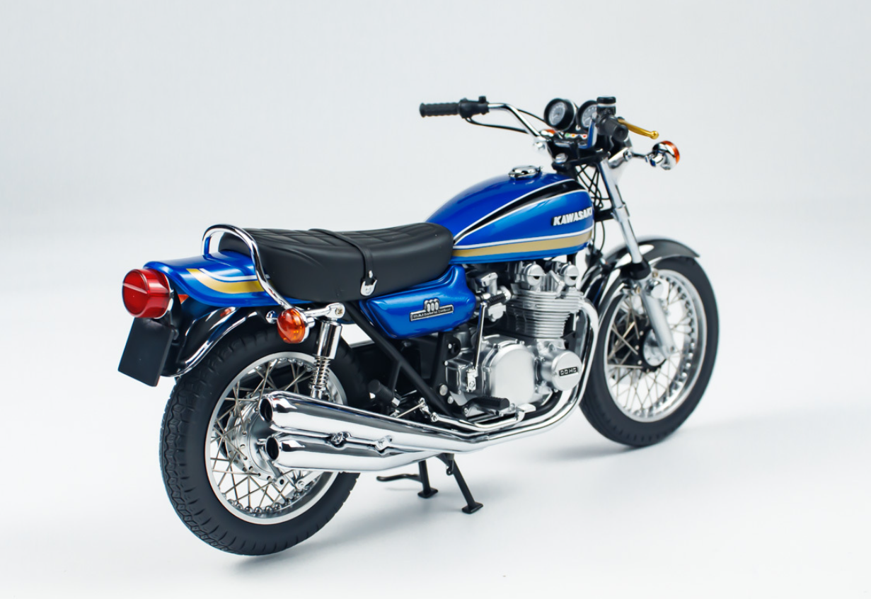 1/12 Minichamps 1972 Kawasaki 900 Z1 Super 4 (Blue Metallic