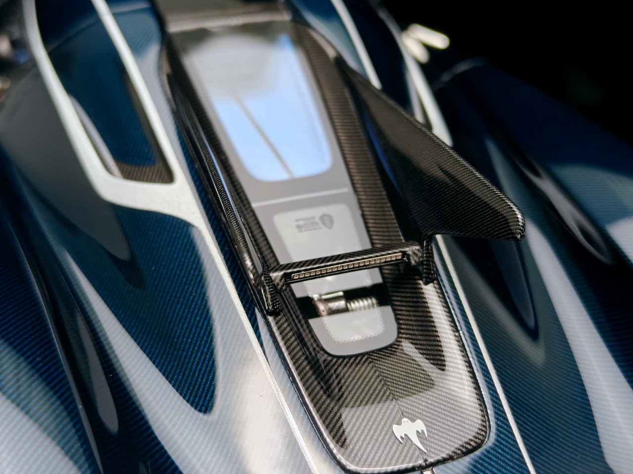 1/18 Frontiart Koenigsegg Jesko Absolut (Blue Tinted Carbon) Car Model Limited 100 Pieces