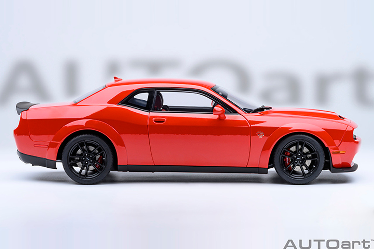 1/18 AUTOart 2022 Dodge Challenger SRT Jailbreak (Torred Red) Car Model