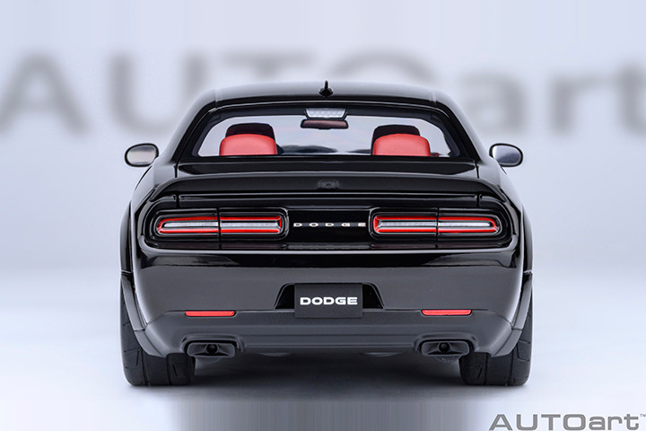 T 1/18 AUTOart 2023 Dodge Challenger SRT Super Stock (Pitch Black