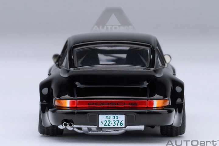 1/64 AUTOart Porsche 911 (930) Turbo Wangan Midnight “Blackbird