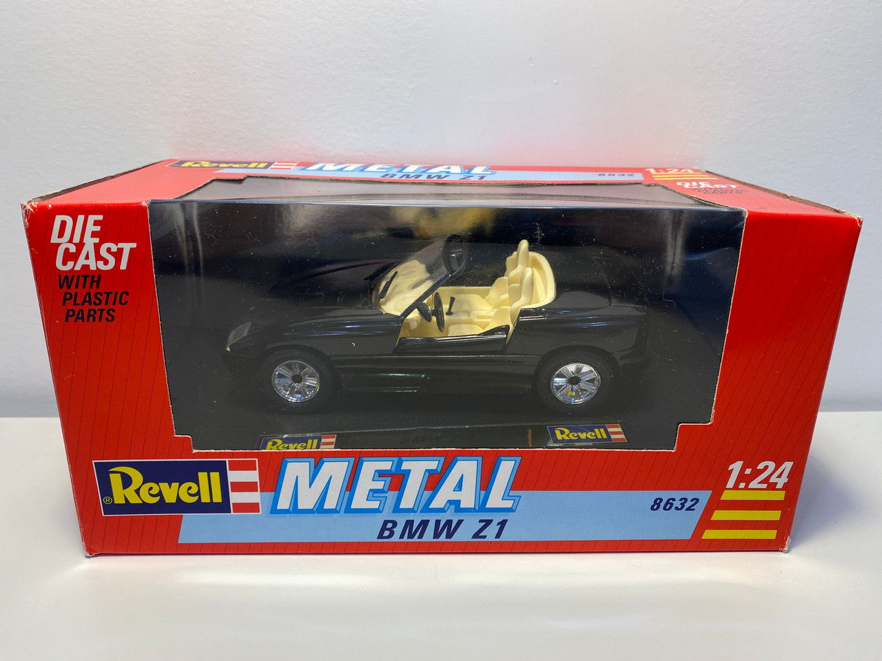 ミニチャンプス BMW Z1 1988 ブラック autoart 京商 1:18 Minichamps BMW Z1 - YouTube