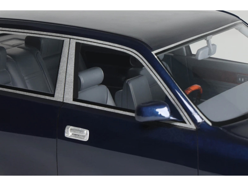 1/18 OTTO 2008 Toyota Century V12 Stance Blue Mica Car Model