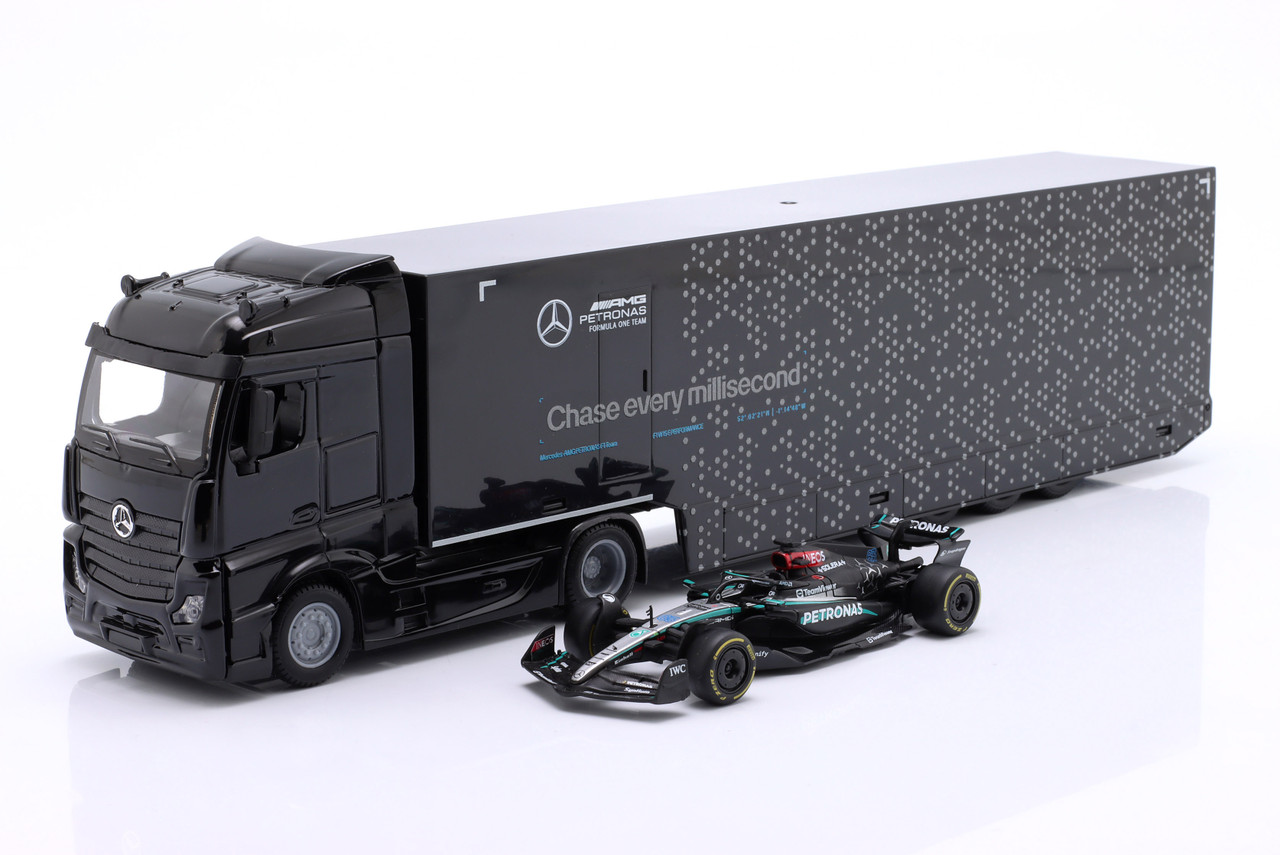 1/43 BBurago Mercedes-Benz Actros Formula 1 Race Car Transporter