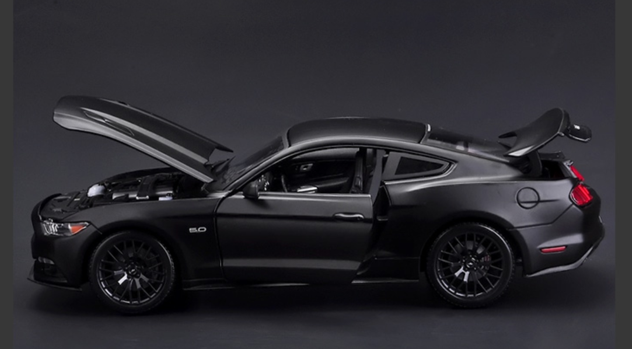 1/18 2015 Ford Mustang GT 5.0 (Black) Diecast Car Model