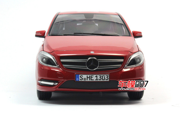 1/18 Norev Mercedes-Benz Mercedes B B-CLASS B-KLASSE B180 (RED