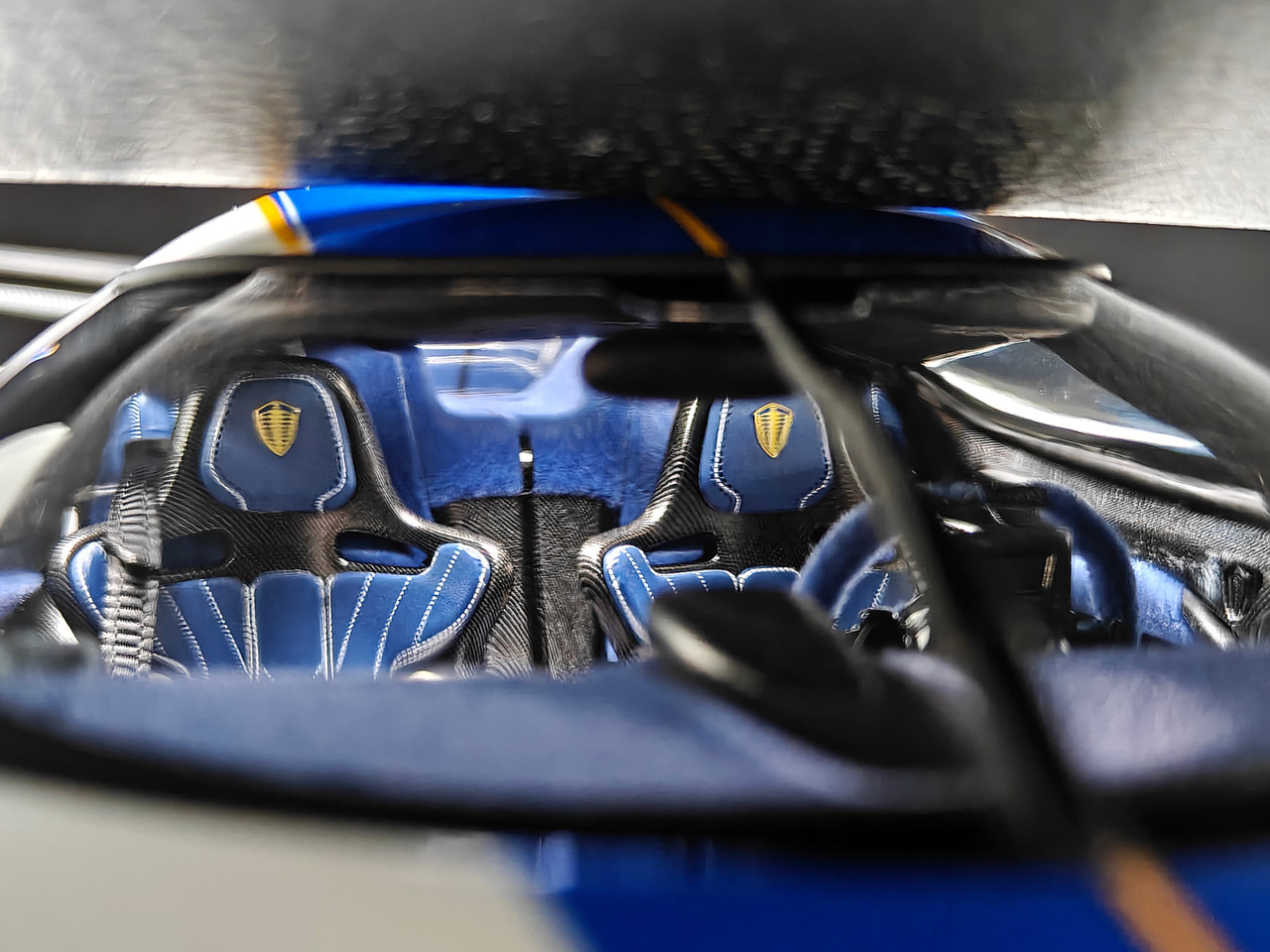 1/18 Frontiart Koenigsegg Jesko 7283 Crystal White Car Model