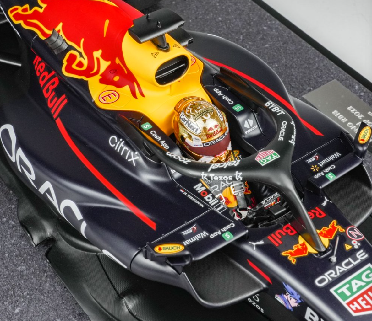 1/12 Minichamps 2022 Formula 1 Red Bull Racing Honda RB18 #1 Max Verstappen Winner Abu Dhabi GP Car Model