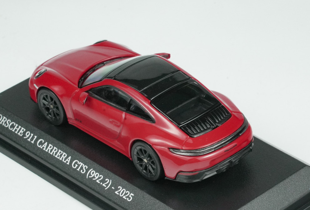 1/64 Minichamps 2025 Porsche 911 (992.2) Carrera GTS (Red) Diecast