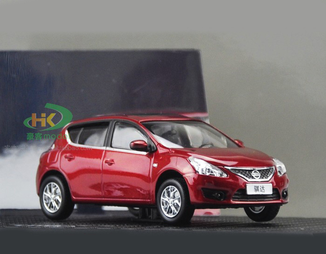 DEALER 1/43 NISSAN TIIDA (RED) DIECAST CAR MODEL