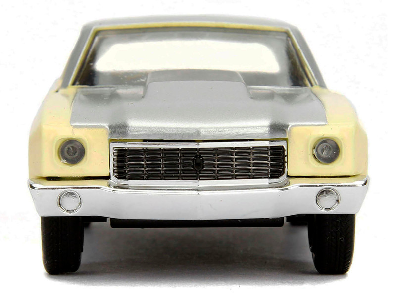 Chevrolet Monte Carlo Cream with Silver Hood and Top 