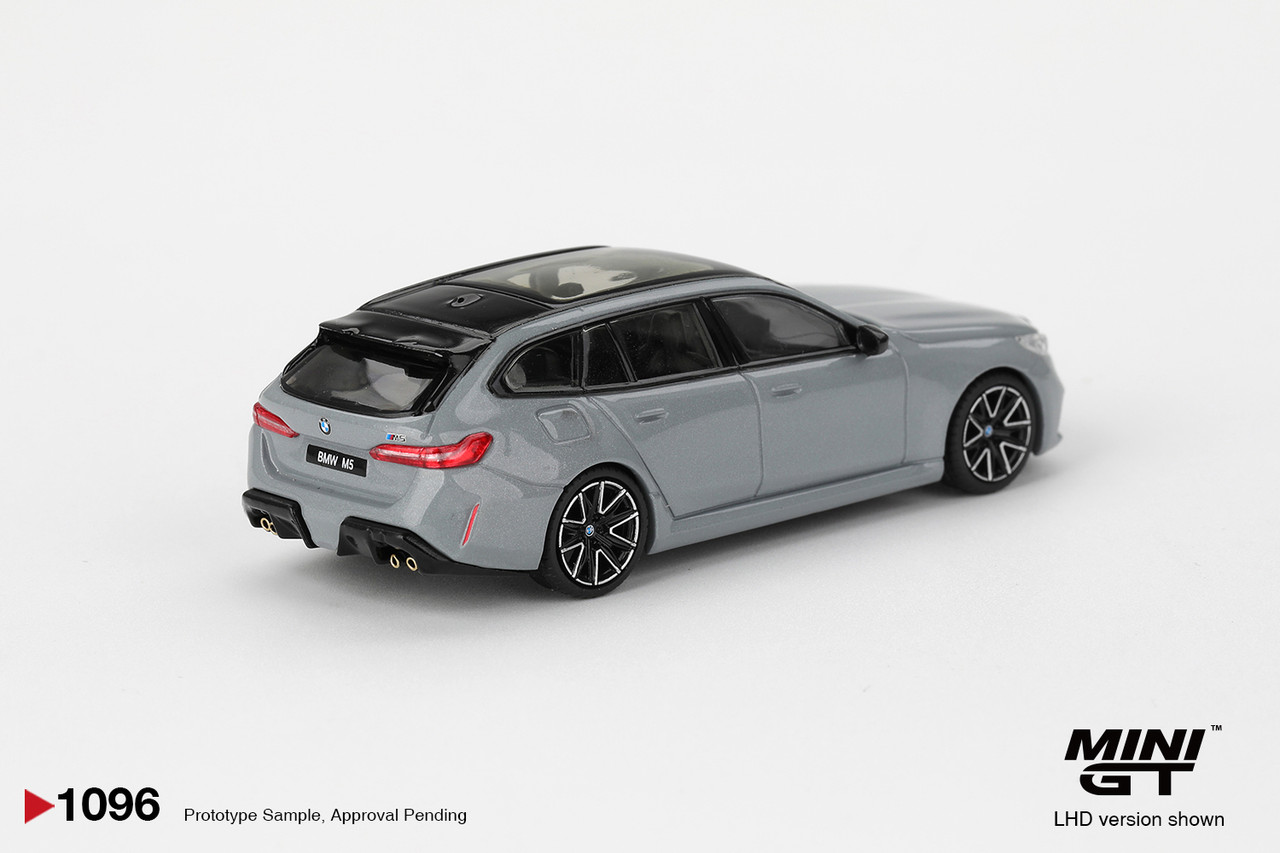 1/64 Mini GT BMW M5 Touring (G99) (Brooklyn Grey Metallic) Diecast