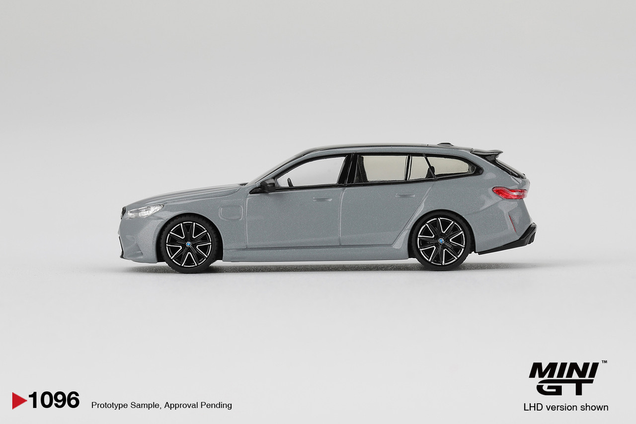 1/64 Mini GT BMW M5 Touring (G99) (Brooklyn Grey Metallic) Diecast