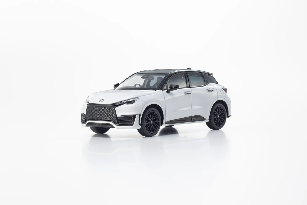 京商 レクサス LBX MORIZO RR 1/43 ホワイト 1/43 Kyosho Lexus LBX Morizo RR (White) Diecast Car Model