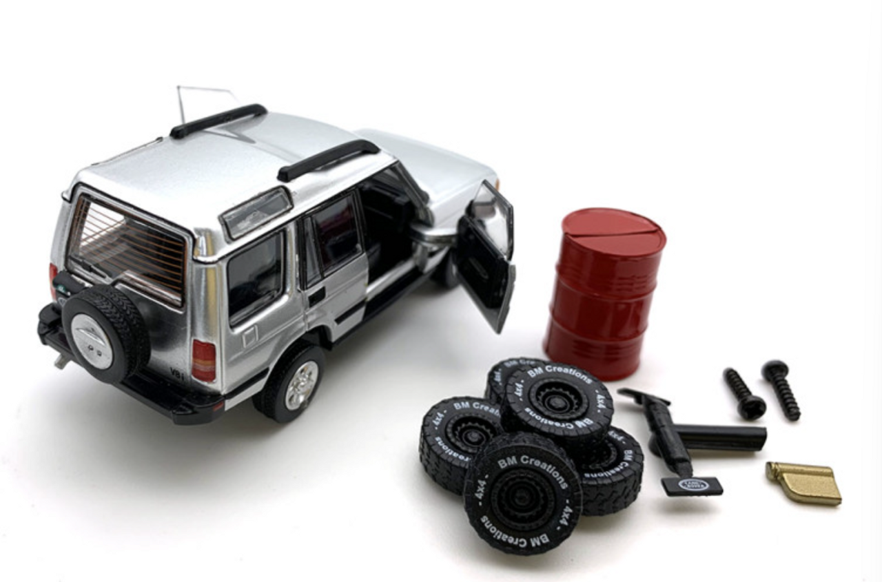 1/64 BM Creations 1998 Land Rover Discovery 1 (Silver) Diecast Car Model