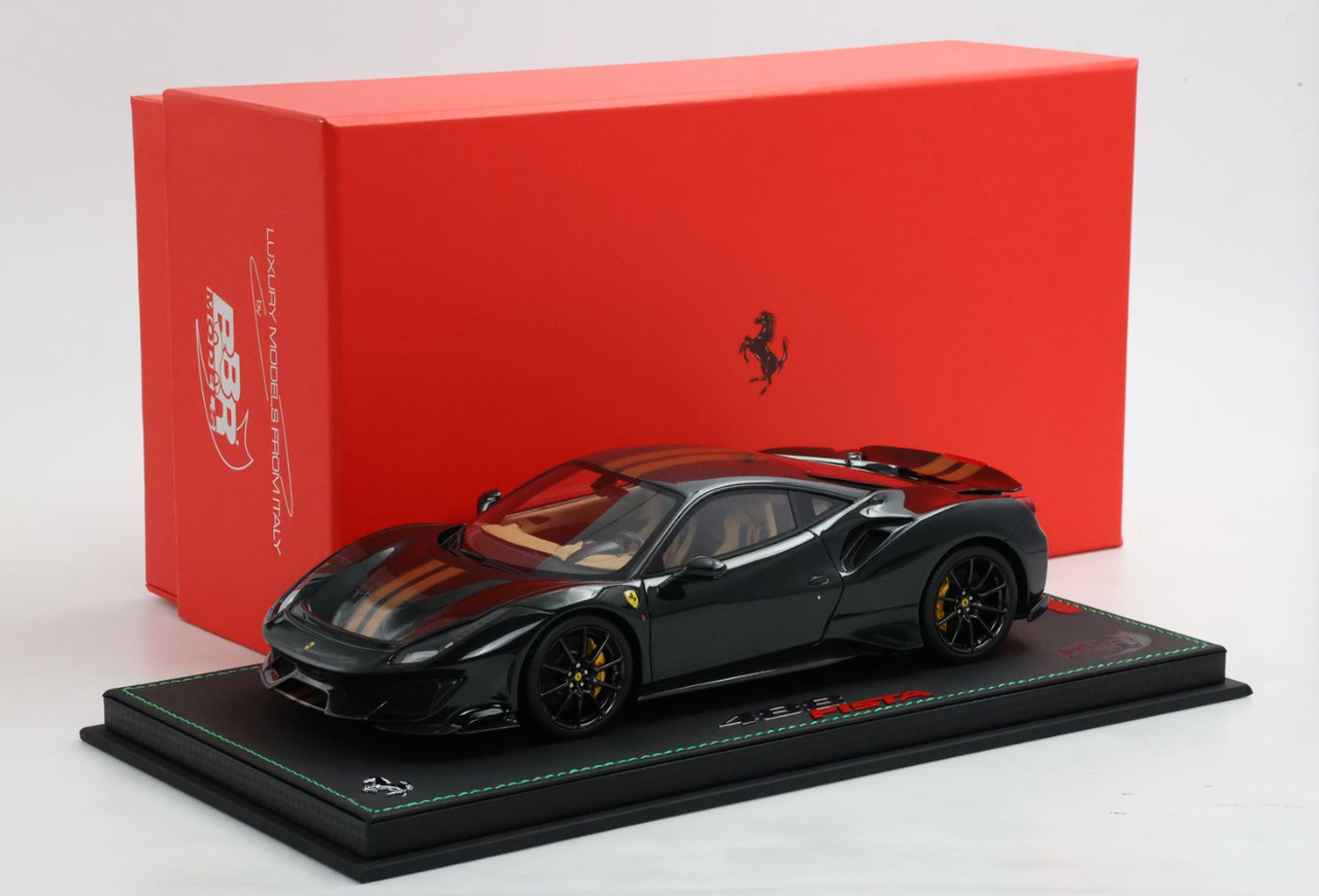 1/18 BBR Ferrari 488 Pista (British Green with Gold Stripe) Car Model Limited 70 Pieces