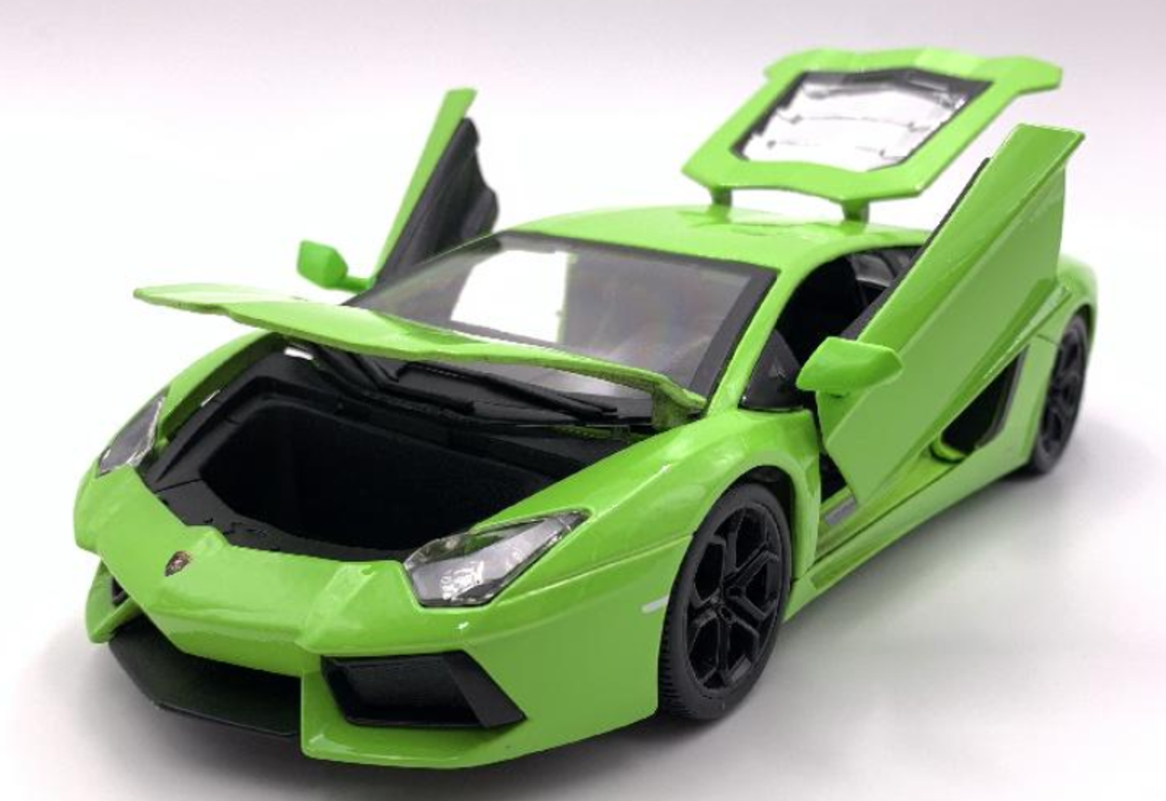 1/18 Bburago Lamborghini Aventador LP700-4 (Green) Diecast Car Model