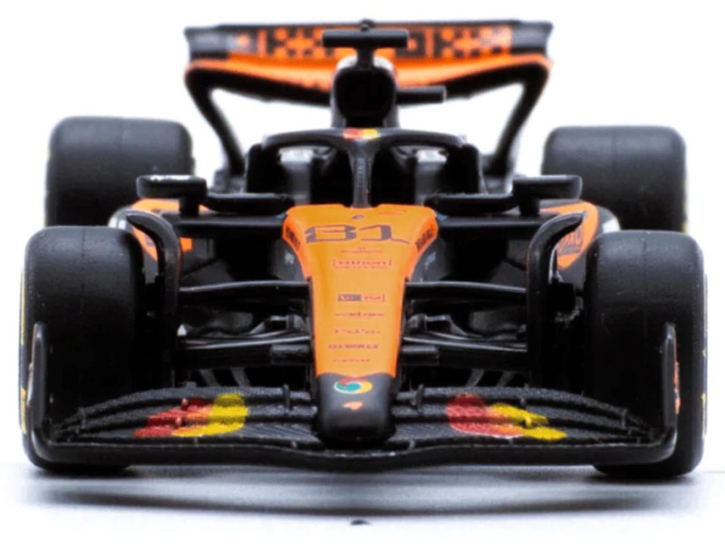 1/64 BBurago 2025 Formula 1 McLaren MCL39 #81 Oscar Piastri
