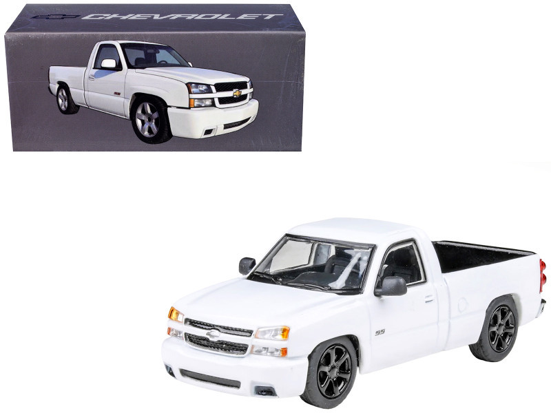 1/64 Paragon 2006 Chevrolet Silverado SS Clone Cateye (Summit White) Diecast Car Model