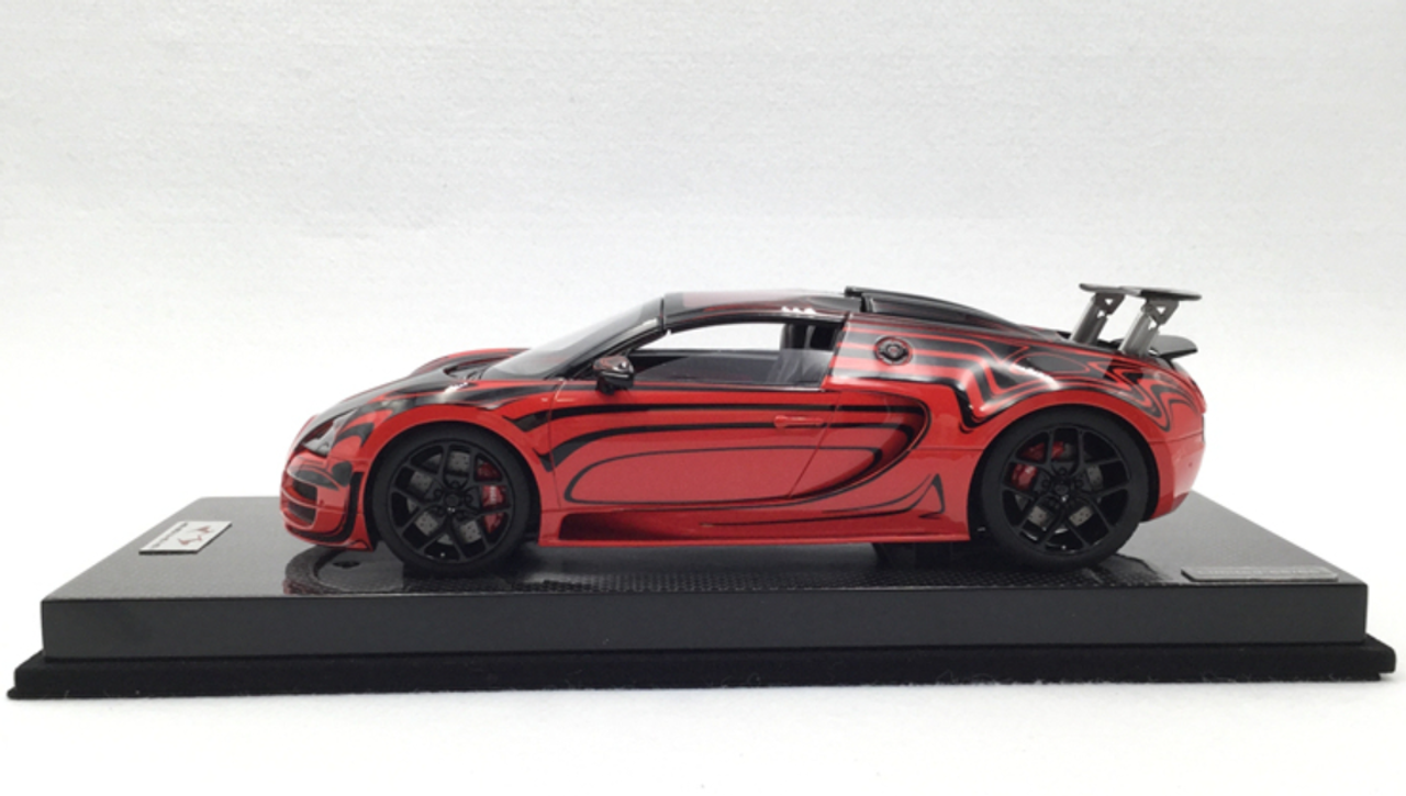 1/18 HH Model Bugatti Veyron (Red/Black) Car Model