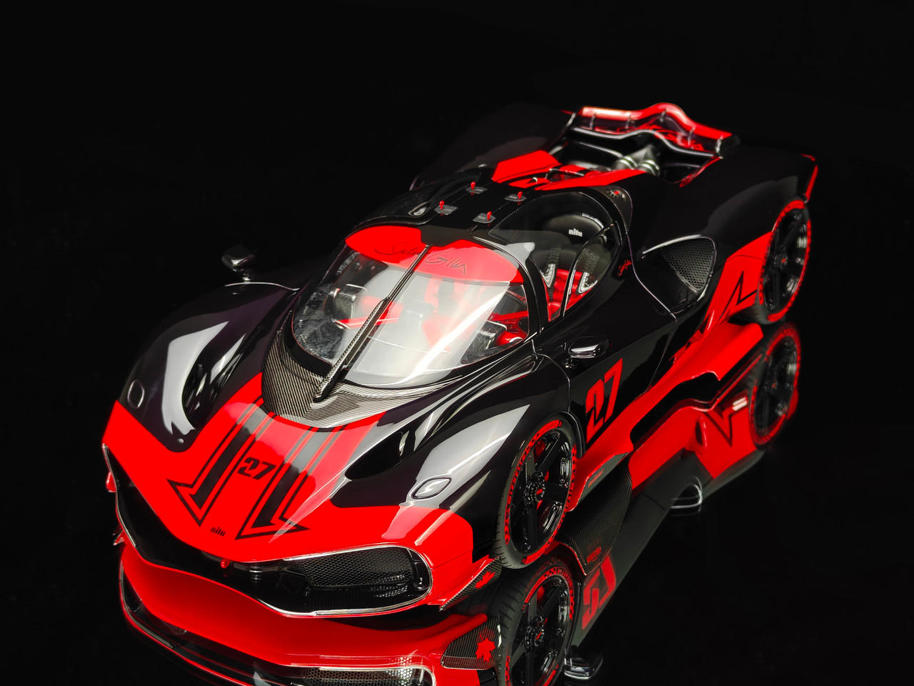 1/18 Frontiart Nilu27 Salut Gilles (Red) Car Model Limited Edition