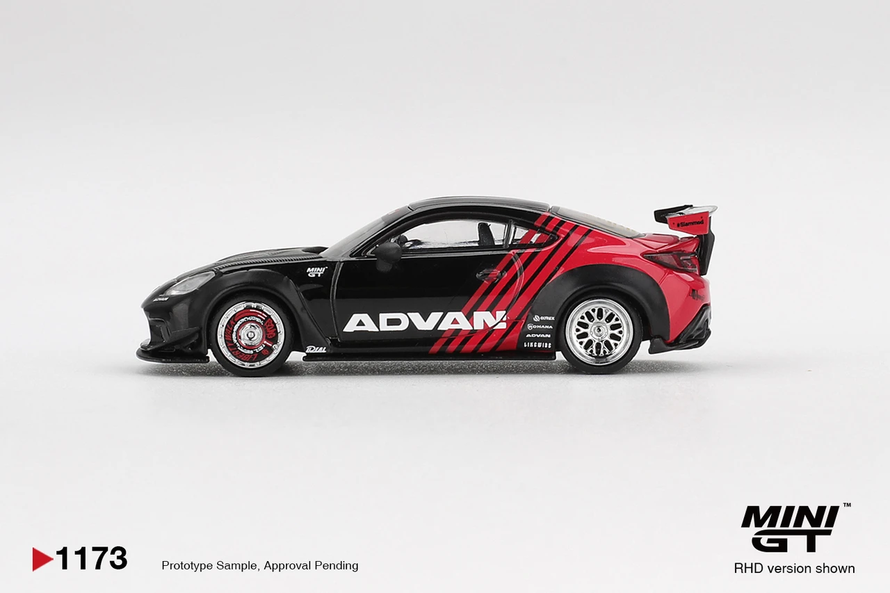 1/64 Mini GT Toyota GR86 LB☆Nation Advan Diecast Car Model