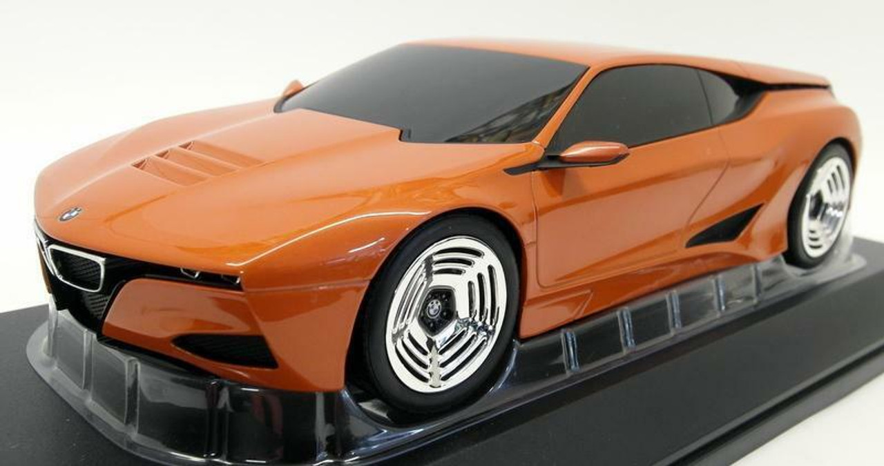 1/18 Dealer Edition BMW M1 HOMAGE (Orange) Diecast Car Model