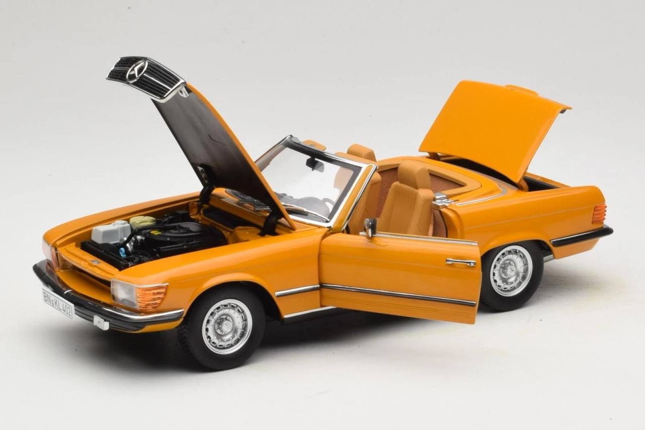 自動車 1/18 Mercedes-Benz 450 SL 1975 Cayenne 1/18 Norev 1975 Mercedes-Benz 450 SL (R107) (Cayenne Orange