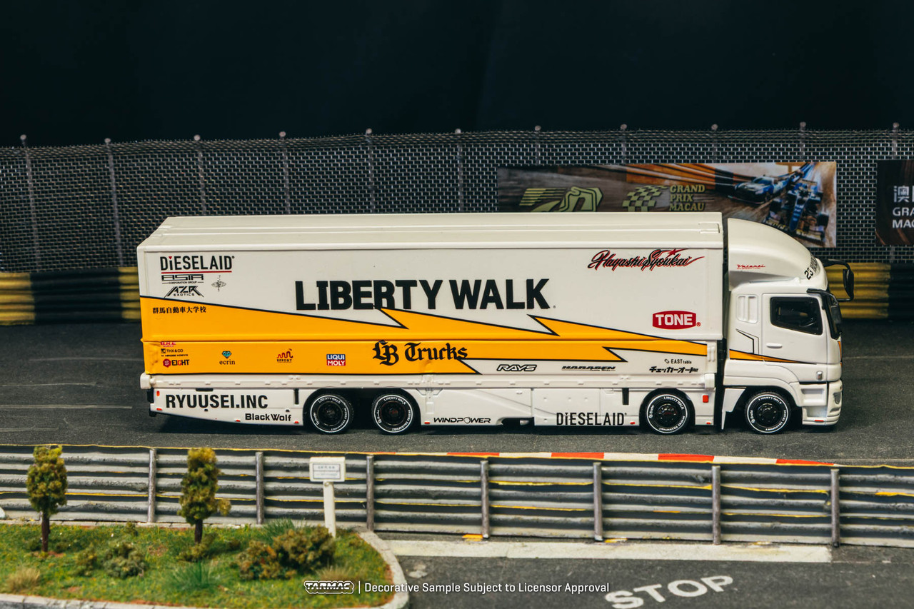 1/64 Tarmac Works Mitsubishi Fuso Super Great LB-Trucks (White