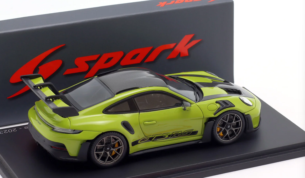1/43 Spark 2023 Porsche 911 GT3 RS (992) Weissach Package (Lind Green) Car Model