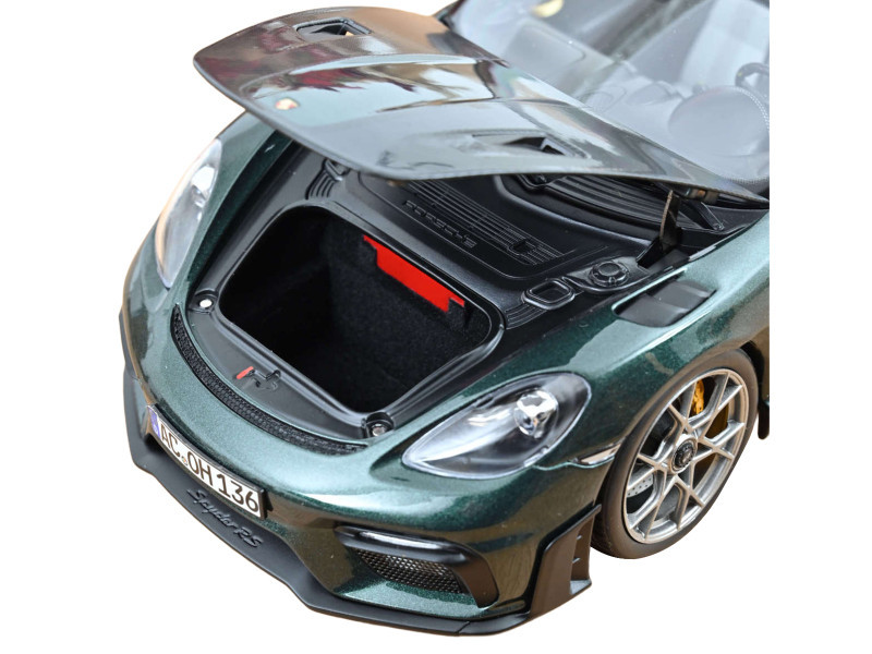 1/18 Norev 2023 Porsche 718 Spyder RS Weissach Package (Fir Green