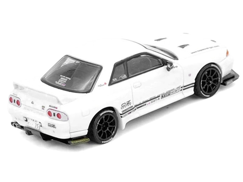 1/64 Inno Nissan Skyline GT-R GTR R32 Top Secret VR32 GT-R (White) Diecast Car Model