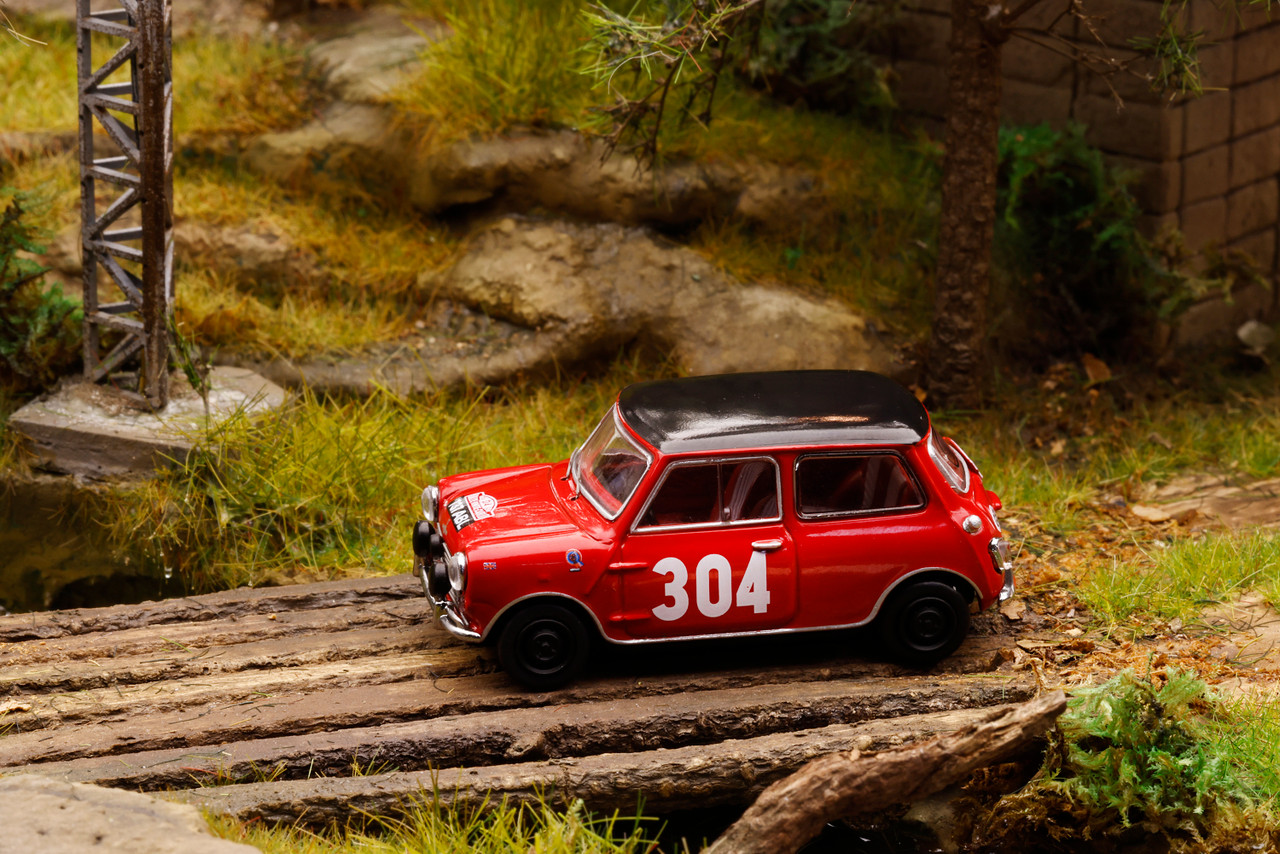 1/64 GCD Mini Cooper #304 (Red) Diecast Car Model - LIVECARMODEL.com