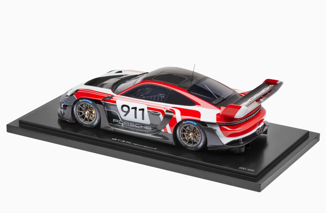 1/18 Dealer Edition Porsche 911 (992) GT3 R Rennsport #911 Car Model