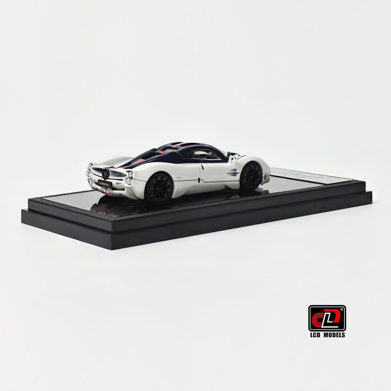 1/64 LCD Pagani Utopia (White & Blue Carbon) Diecast Car Model