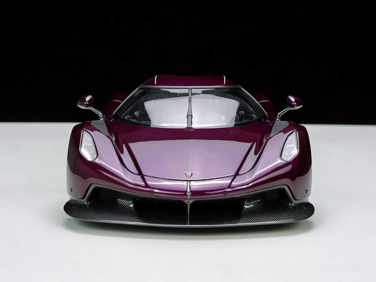 1/18 Frontiart Koenigsegg Jesko Absolut (Purple Tinted Carbon) Car Model Limited 100 Pieces