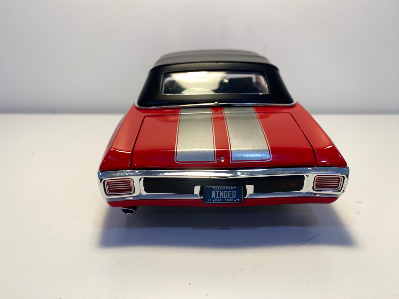 DAMAGED AS-IS 1/18 1970 Chevrolet Chevy Chevelle SS Restomod (Bright Red with Gunmetal Grey Stripes) Diecast Car Model Limited