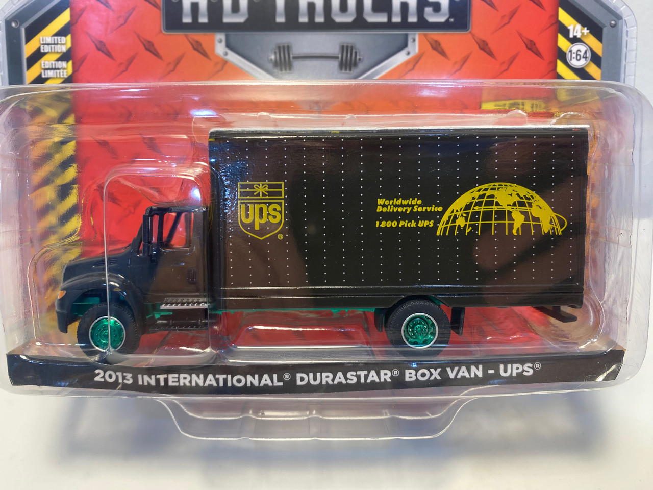 CHASE CAR 1/64 Greenlight 2013 UPS International Durastar Box Van